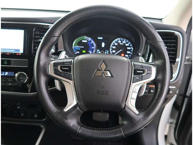 Mitsubishi Outlander PHEV 5