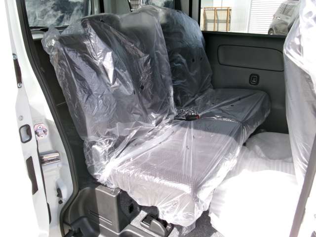 Suzuki Every 8