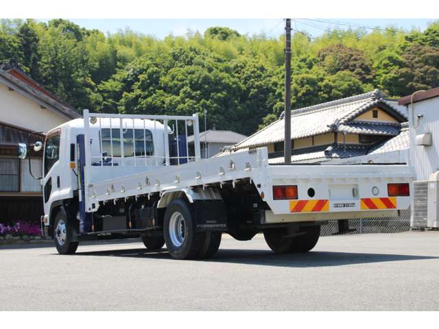 Isuzu Forward 8