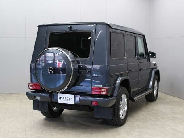 Mercedes-Benz G-Class 12