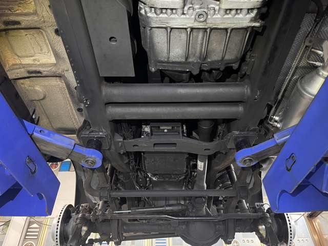 Mercedes-Benz G-Class 4