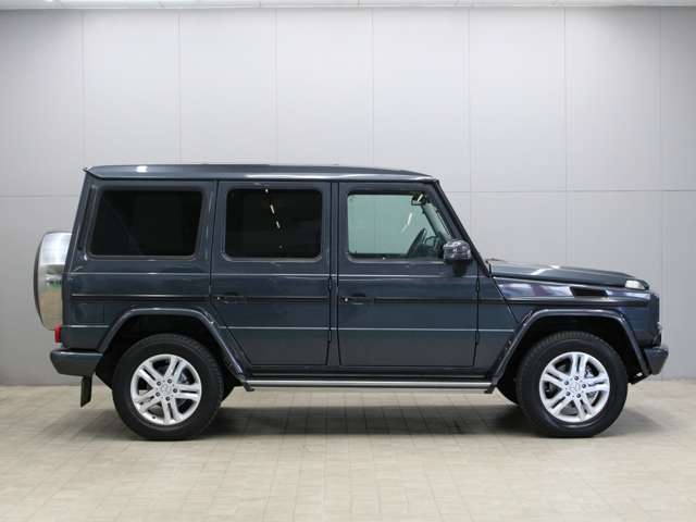 Mercedes-Benz G-Class 9