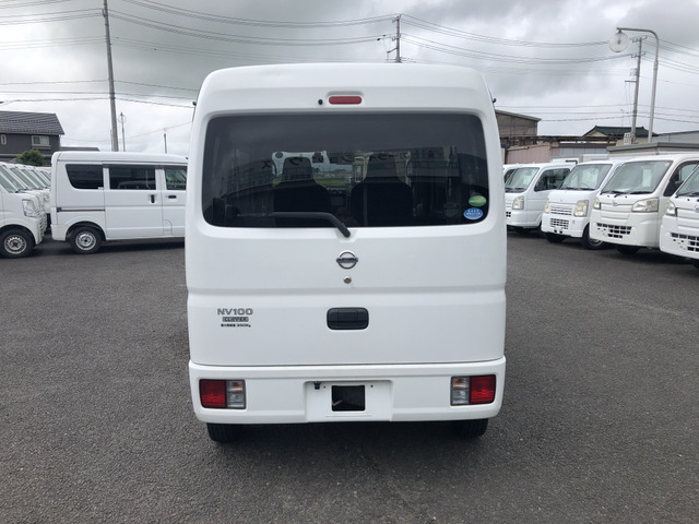 Nissan NV100 Clipper 4