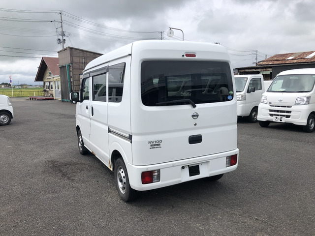 Nissan NV100 Clipper 6