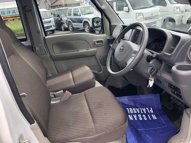 Nissan NV100 Clipper 7