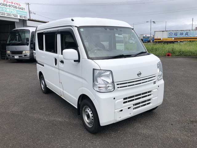 Nissan NV100 Clipper 3