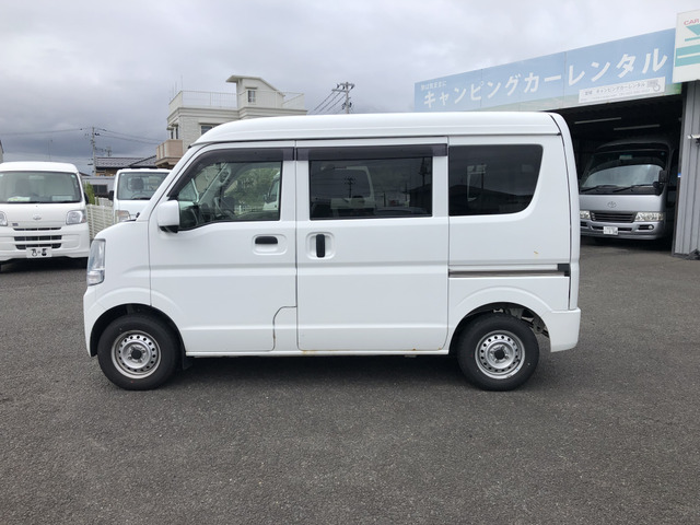 Nissan NV100 Clipper 4