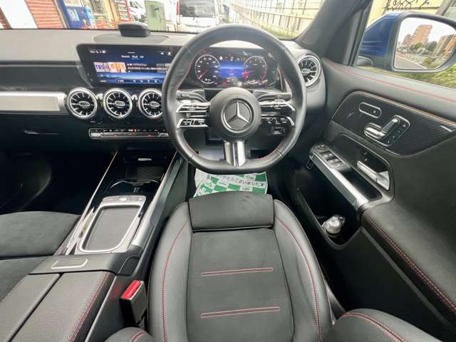 Mercedes-Benz GLB 8