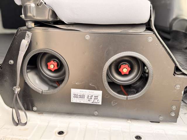 Daihatsu Hijet Cargo 3