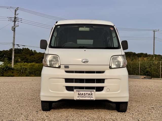 Daihatsu Hijet Cargo 8
