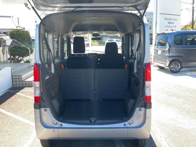 Honda N-VAN 6