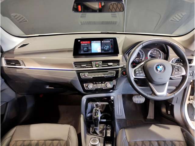 BMW X1 12