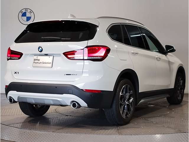 BMW X1 8