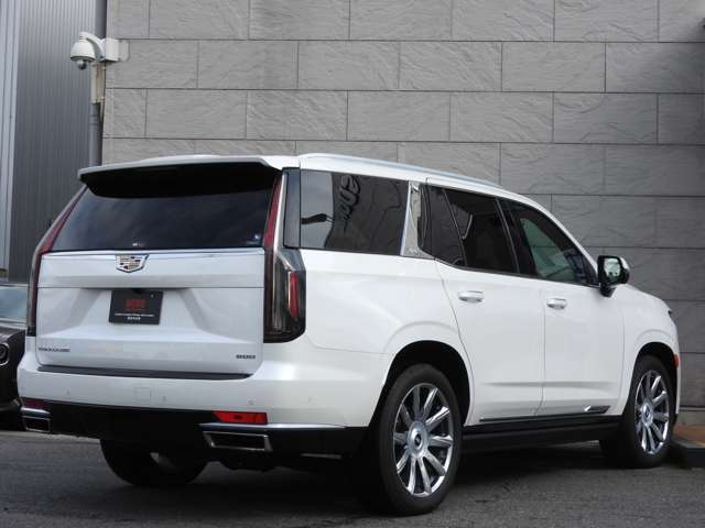 Cadillac エスカレード 4