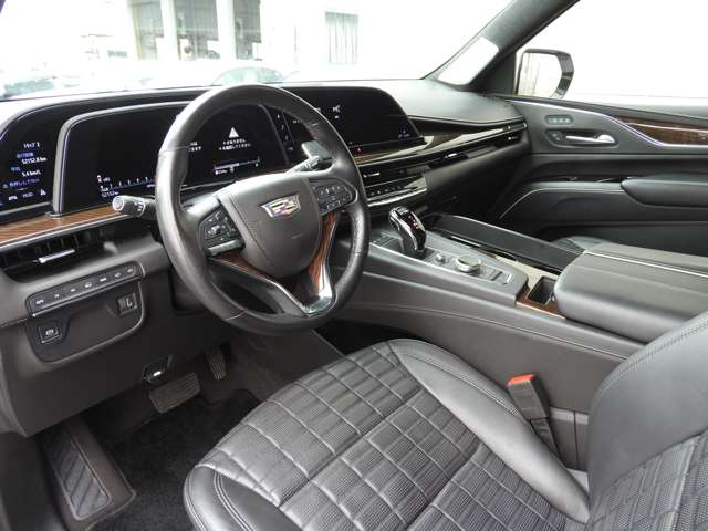 Cadillac エスカレード 5