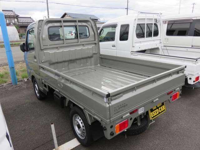 Nissan Clipper Truck 9