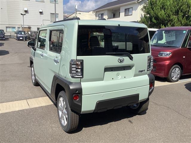 Daihatsu Taft 11