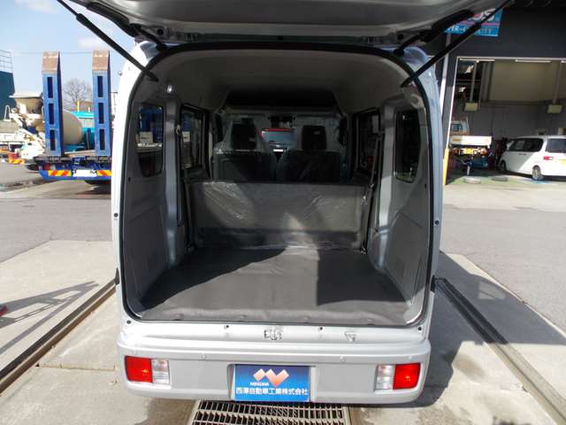 Suzuki Every 7
