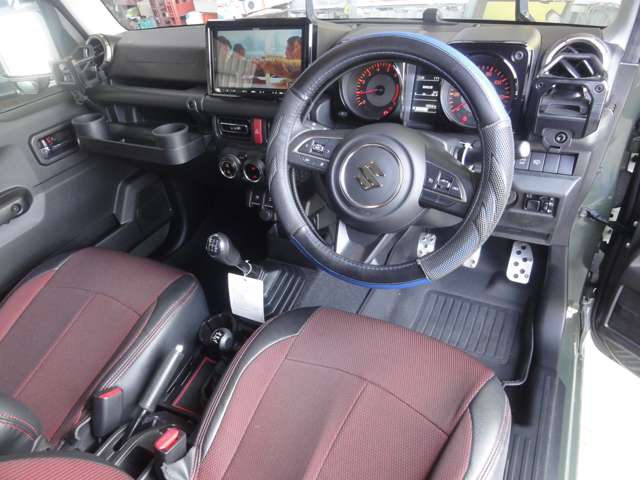 Suzuki Jimny 11
