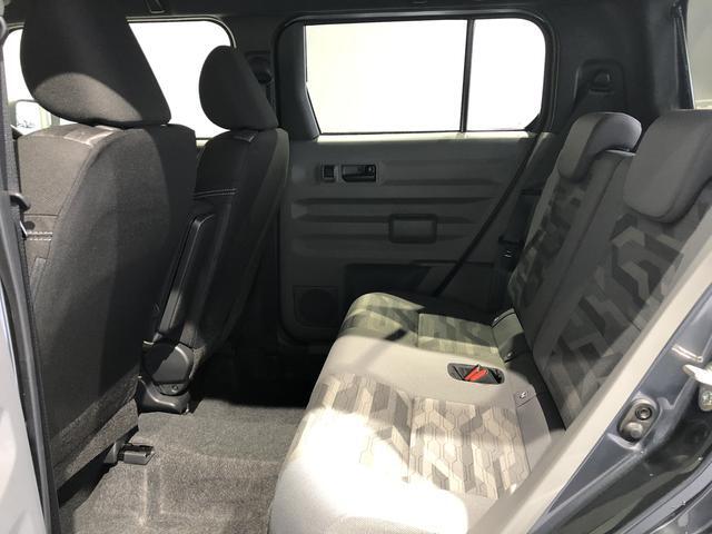 Daihatsu Taft 11