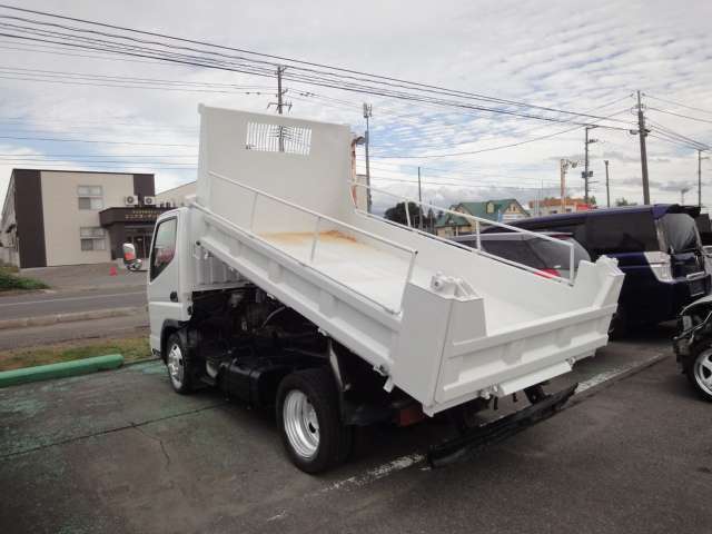 Mitsubishi Fuso Canter 6