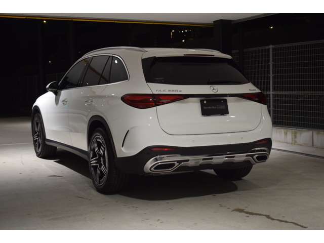 Mercedes-Benz GLC 10