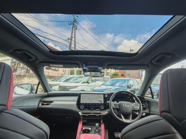 Lexus RX 9
