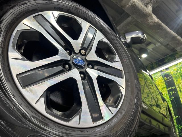 Subaru Legacy Outback 11