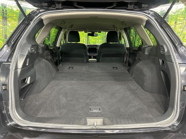 Subaru Legacy Outback 3