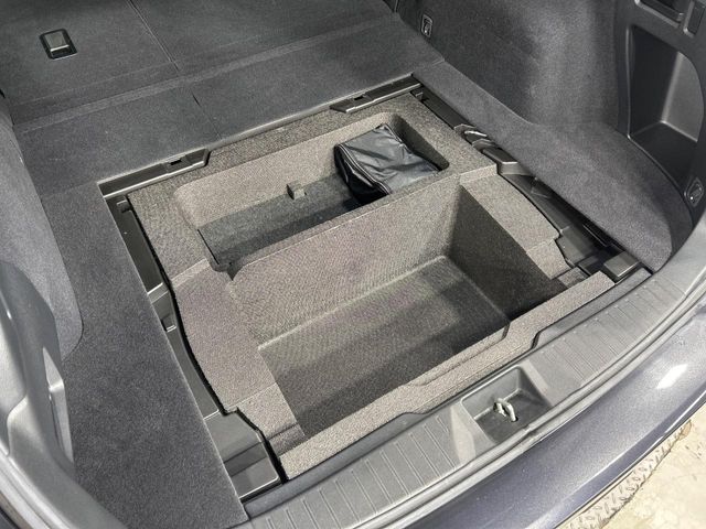 Subaru Legacy Outback 4
