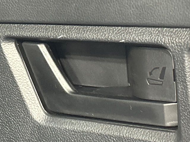 Subaru Legacy Outback 6