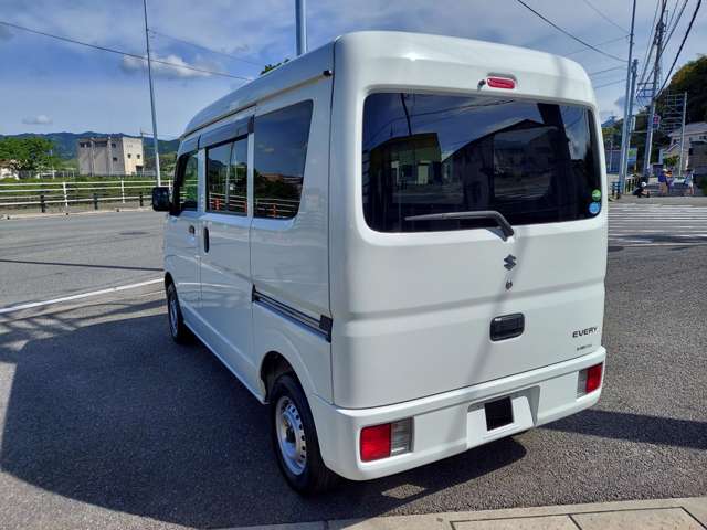 Suzuki Every 8