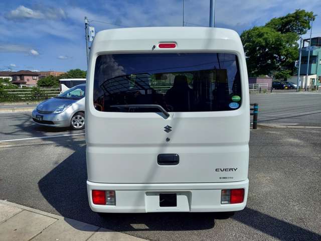 Suzuki Every 9