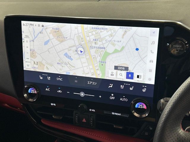 Lexus NX 4