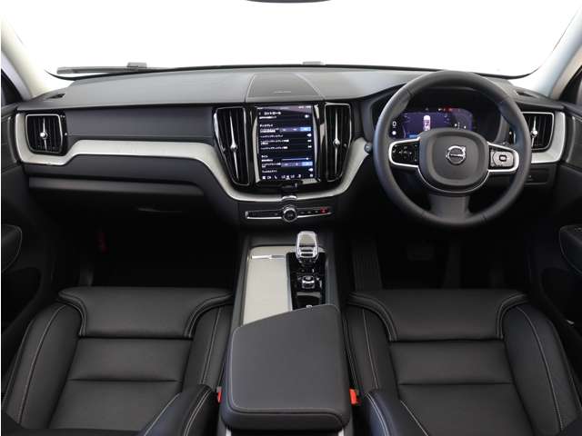 Volvo XC60 4