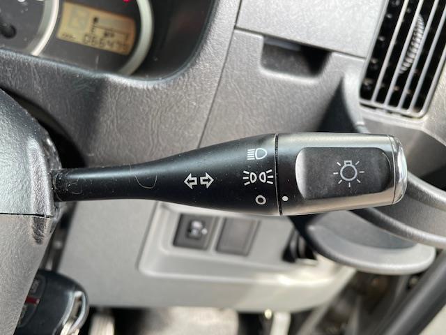 Nissan NV100 Clipper 12