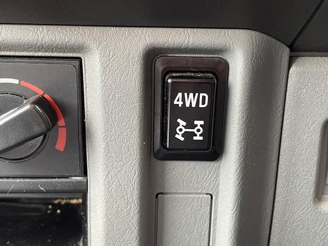 Nissan NV100 Clipper 6