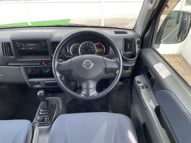Nissan NV100 Clipper 8
