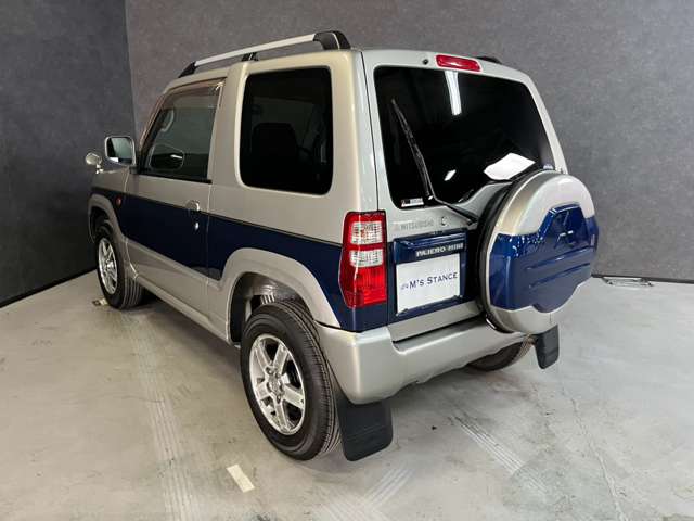 Mitsubishi Pajero Mini 11