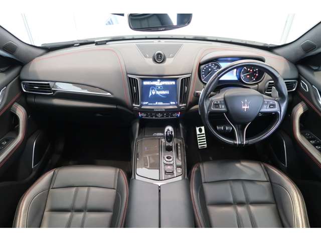 Maserati Levante 4