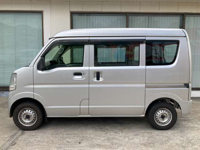 Nissan NV100 Clipper 6