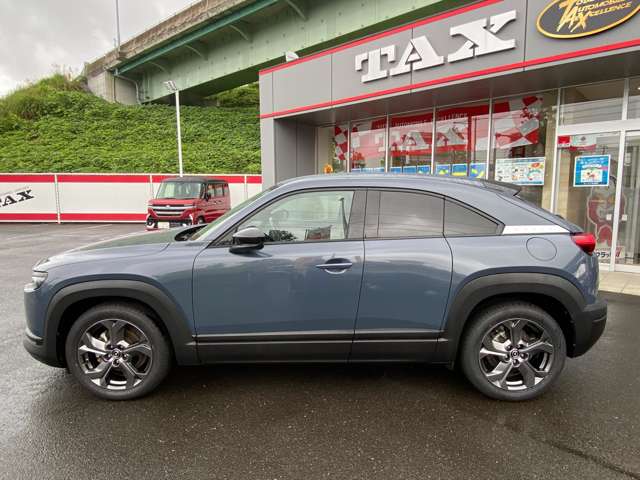 Mazda MX-30 12