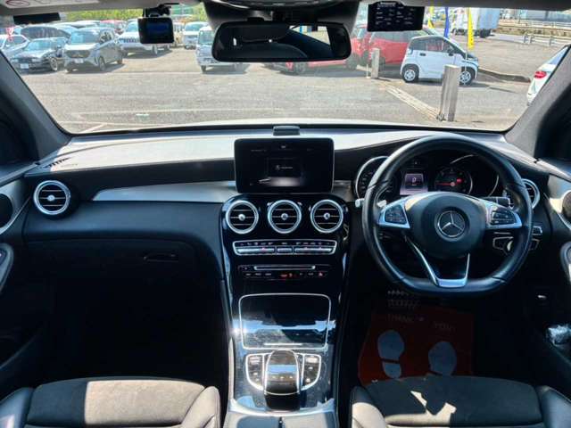 Mercedes-Benz GLC 8