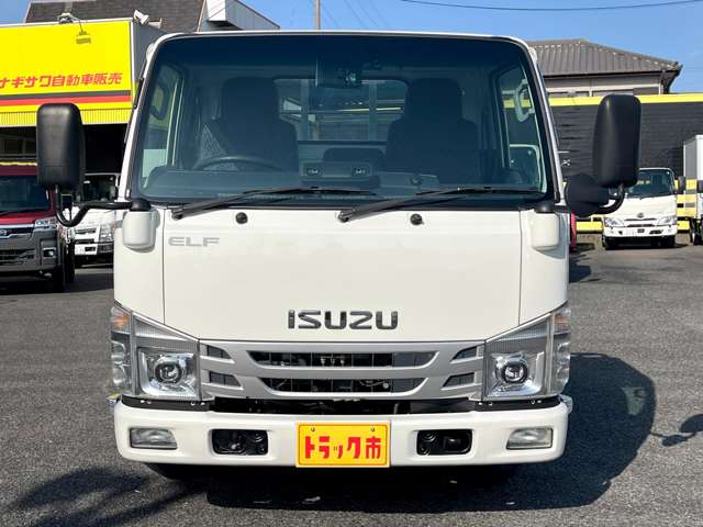 Isuzu Elf 3
