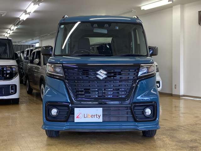 Suzuki Spacia Base 5