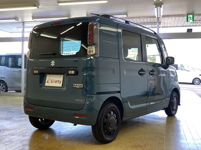 Suzuki Spacia Base 9