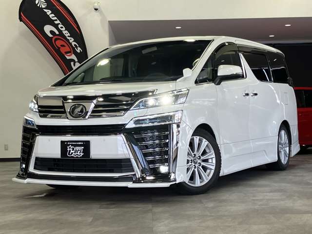 Toyota Vellfire 5