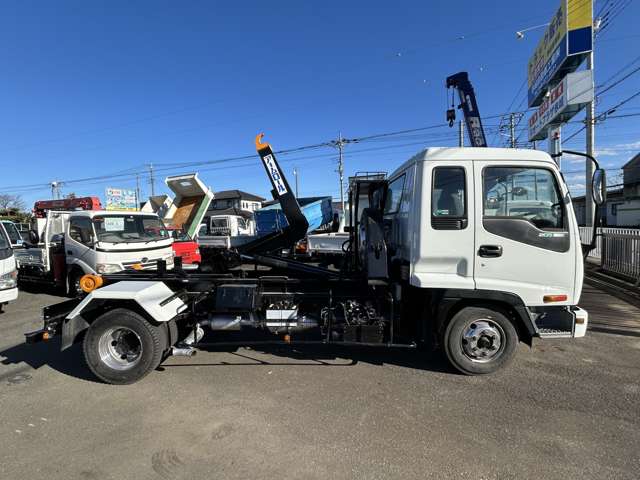 Isuzu Forward 4
