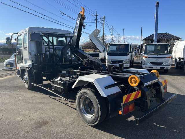 Isuzu Forward 7