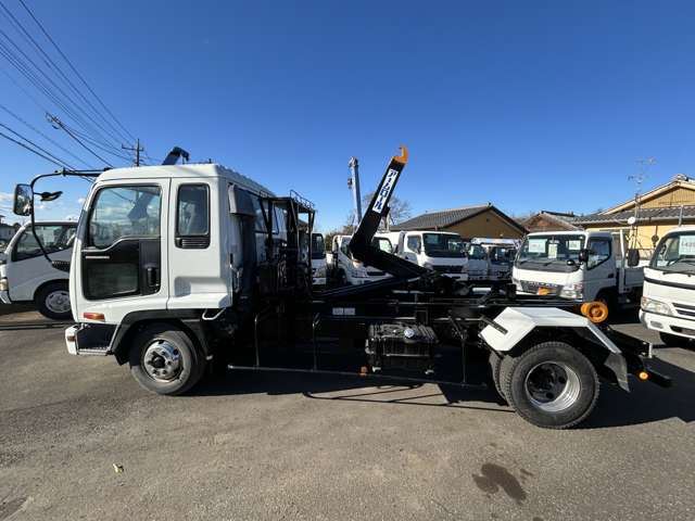 Isuzu Forward 8